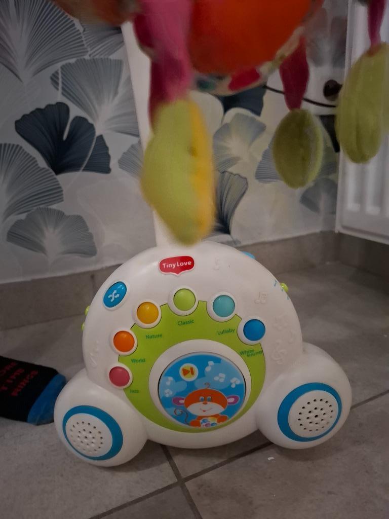 Mobile  Tiny Love, Kinderen en Baby's, Speelgoed | Babyspeelgoed, Zo goed als nieuw, Mobiel, Met licht, Met geluid, Ophalen
