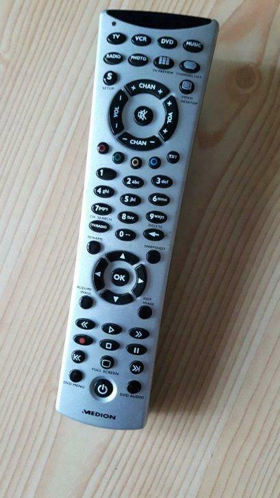Afstandsbediening PC  MEDION RF remote control p/n 20018071, Enlèvement ou Envoi, Utilisé