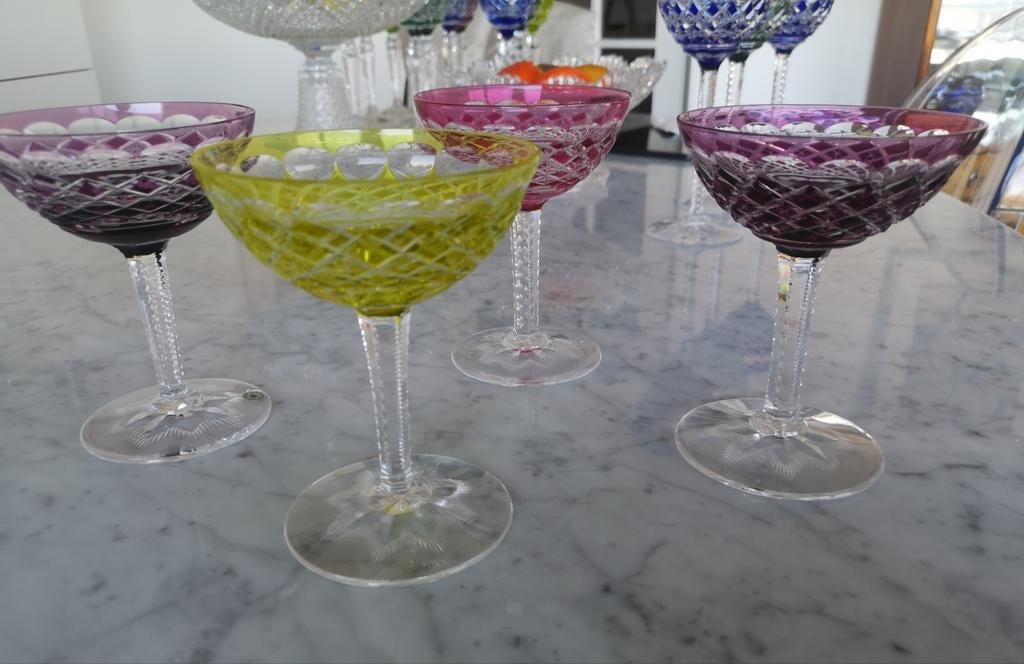 4 coupes à champagne gevaert taille du val st lambert, Antiquités & Art, Antiquités | Verre & Cristal, Enlèvement