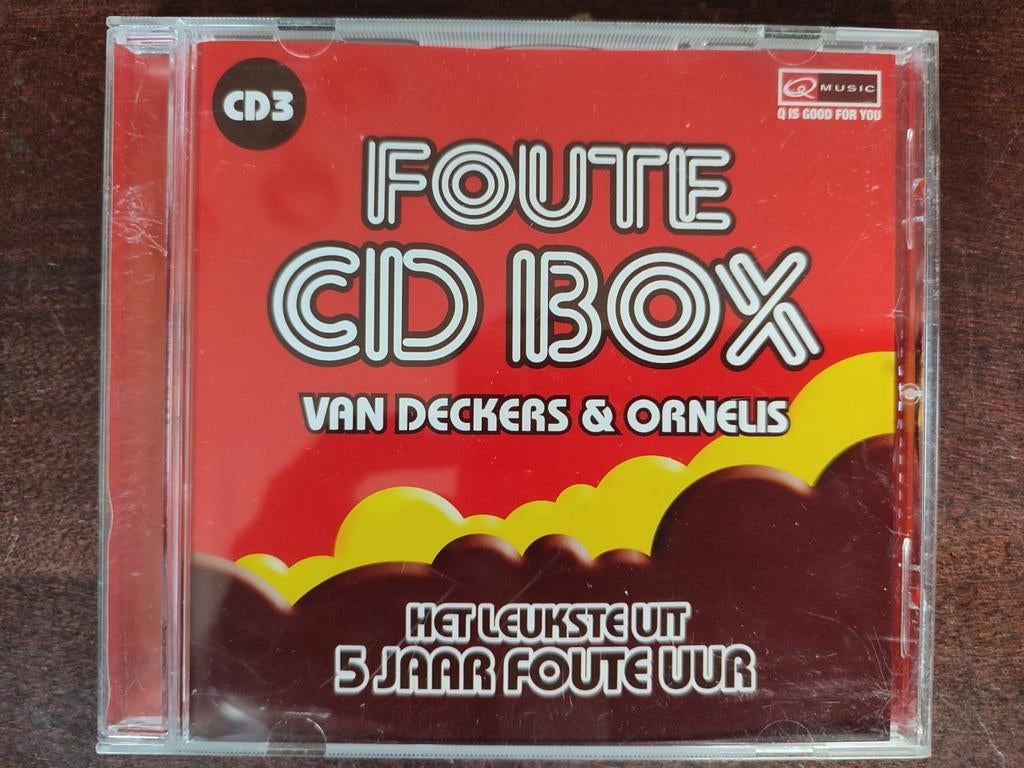 CD : FOUTE CD BOX  cd 3  van Deckers & Ornelis (Q-MUSIC), Ophalen of Verzenden, Zo goed als nieuw