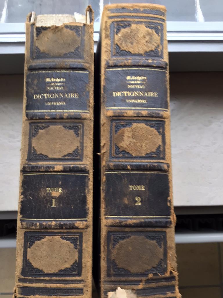 Objet de collection. Dictionnaire universel Maurice LACHATRE, Enlèvement