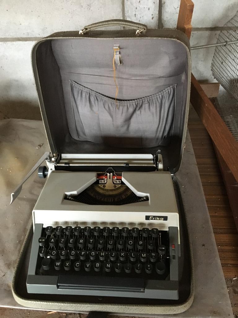Schrijfmachine, Ophalen, Gebruikt