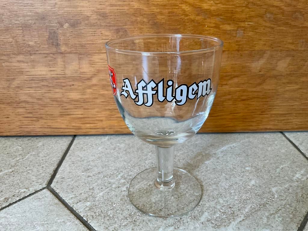 Ancien verre à bière Affligem (1), Envoi, Comme neuf