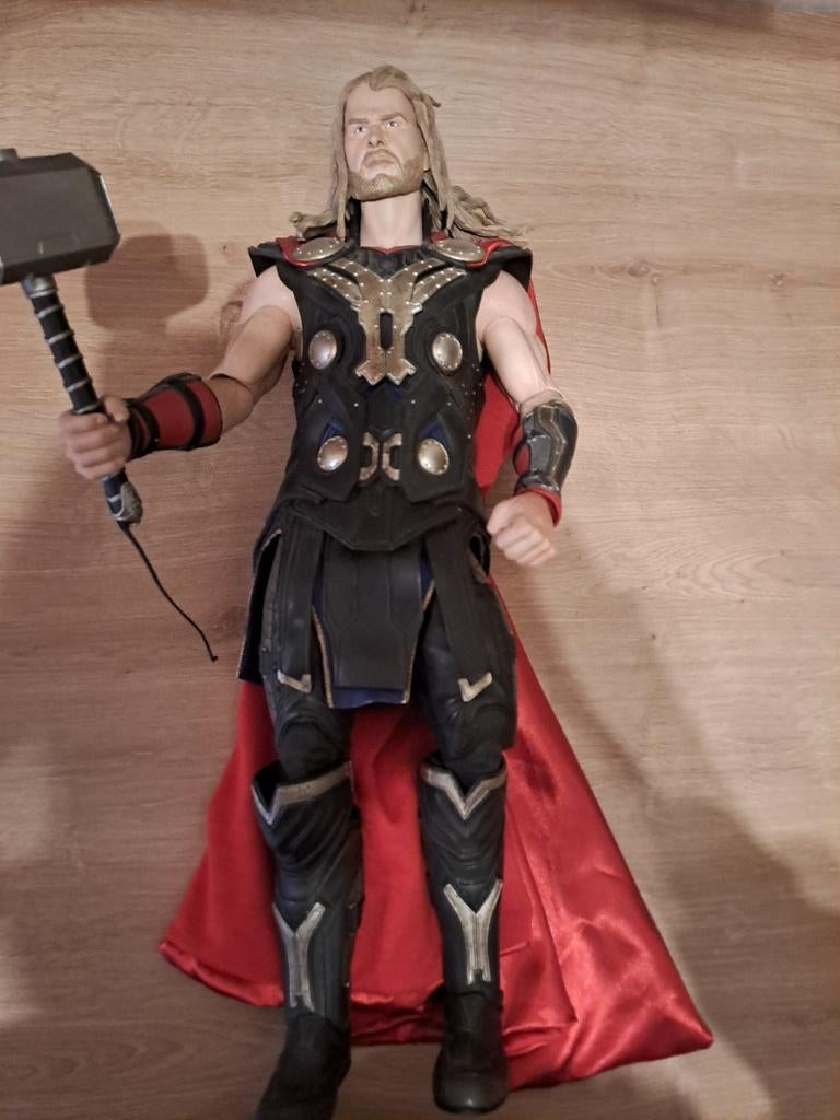 Thor action figure, Verzamelen, Ophalen