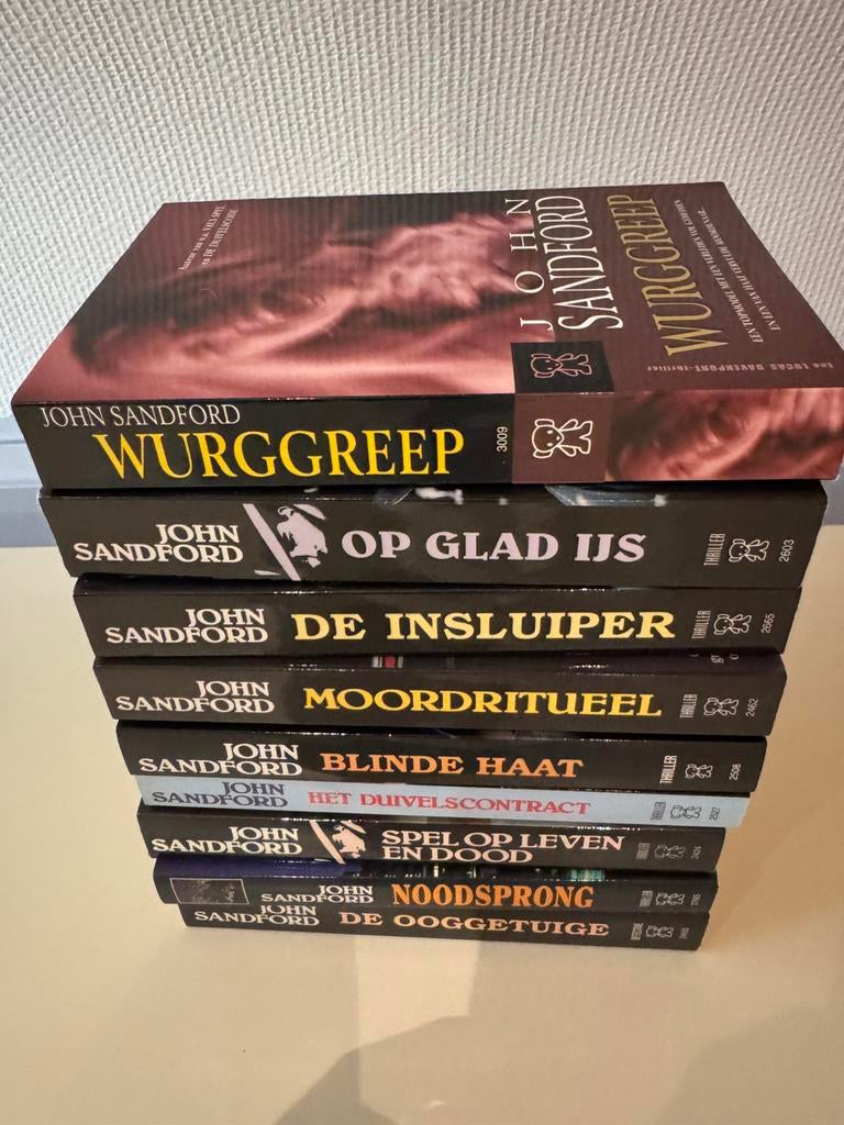 John Sandford - Wurggreep 9 pocket-thrillers, John Sandford, Amerika, Ophalen, Gelezen