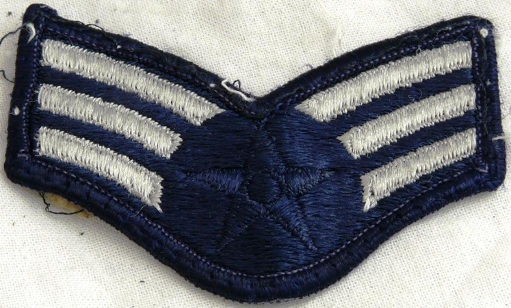 Rang Onderscheiding, Senior Airman (SrA) USAF, 1975-1991.(1), Enlèvement ou Envoi, Armée de l'air, Autres types