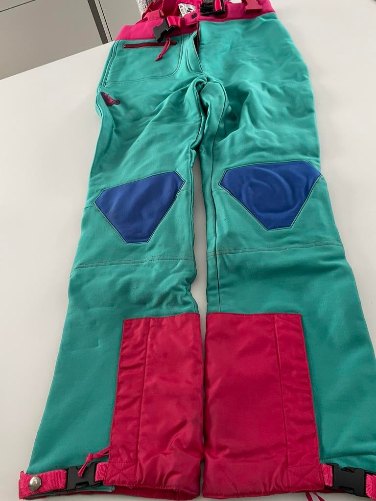 Ski broek jongere, Ophalen