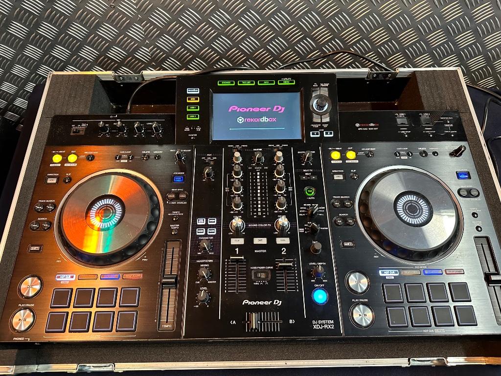 Pioneer xdj-rx2 met flightcase., Enlèvement, Comme neuf
