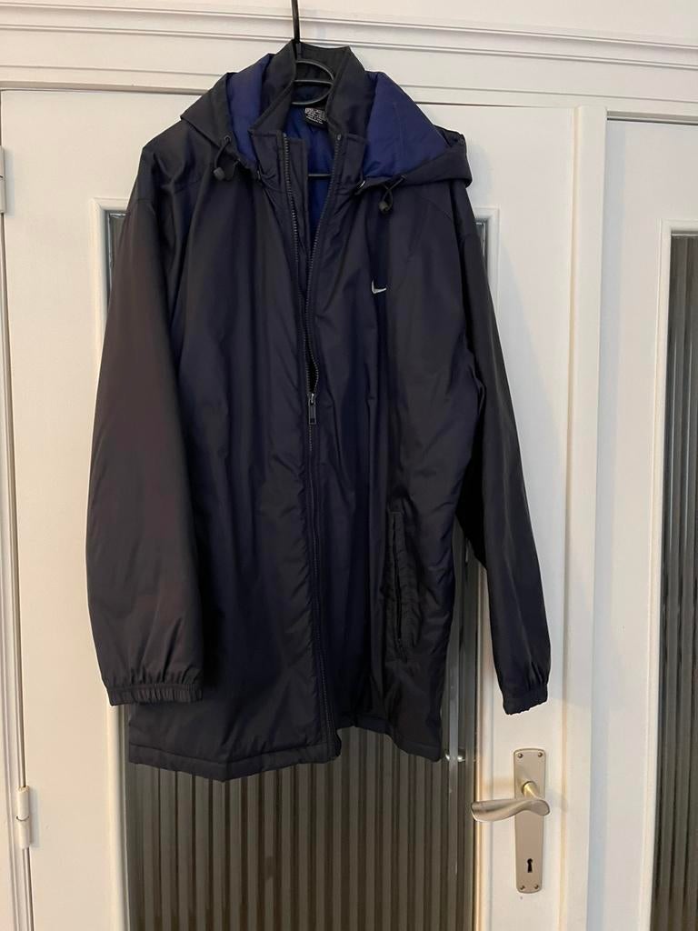 Veste d'hiver Nike, Vêtements | Hommes, Vestes | Hiver, Envoi, Comme neuf, Bleu