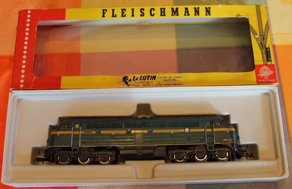 Fleischmann HO 4272 locomotive SNCB diesel 5202, Analogique, Enlèvement ou Envoi, Fleischmann, Locomotive
