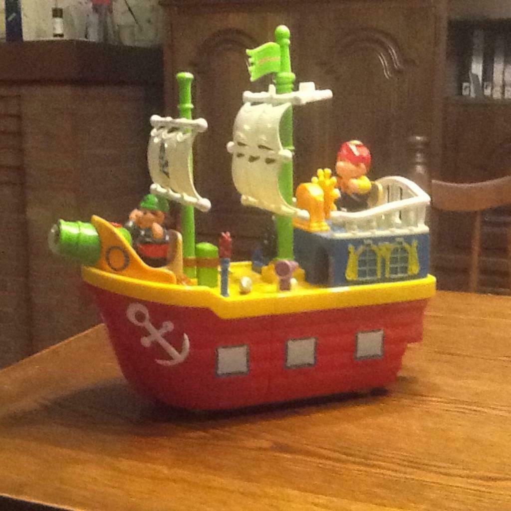bateau pirate kiddieland, Enlèvement ou Envoi, Utilisé, Sonore