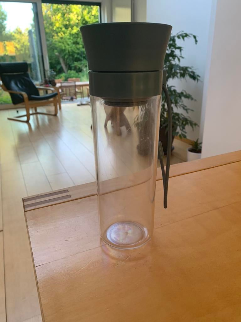 Gourde eau, Zo goed als nieuw