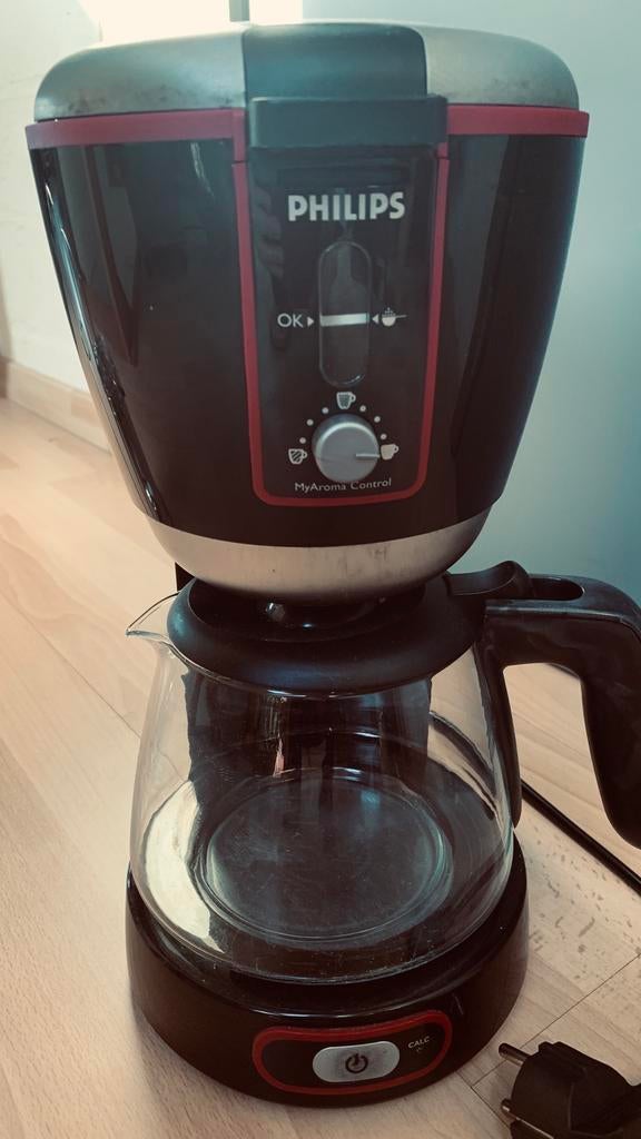 Koffiezetapparaat en koffiepot en filterhouder, Ophalen, Afneembaar waterreservoir, Koffiemachine, Gemalen koffie