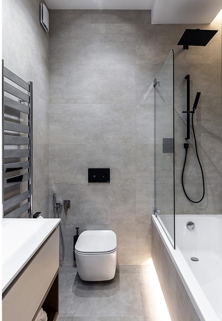 Renovatiewerken .Antwerpen.(Oekraïens team), Asbestverwijdering, Sloopwerk binnen