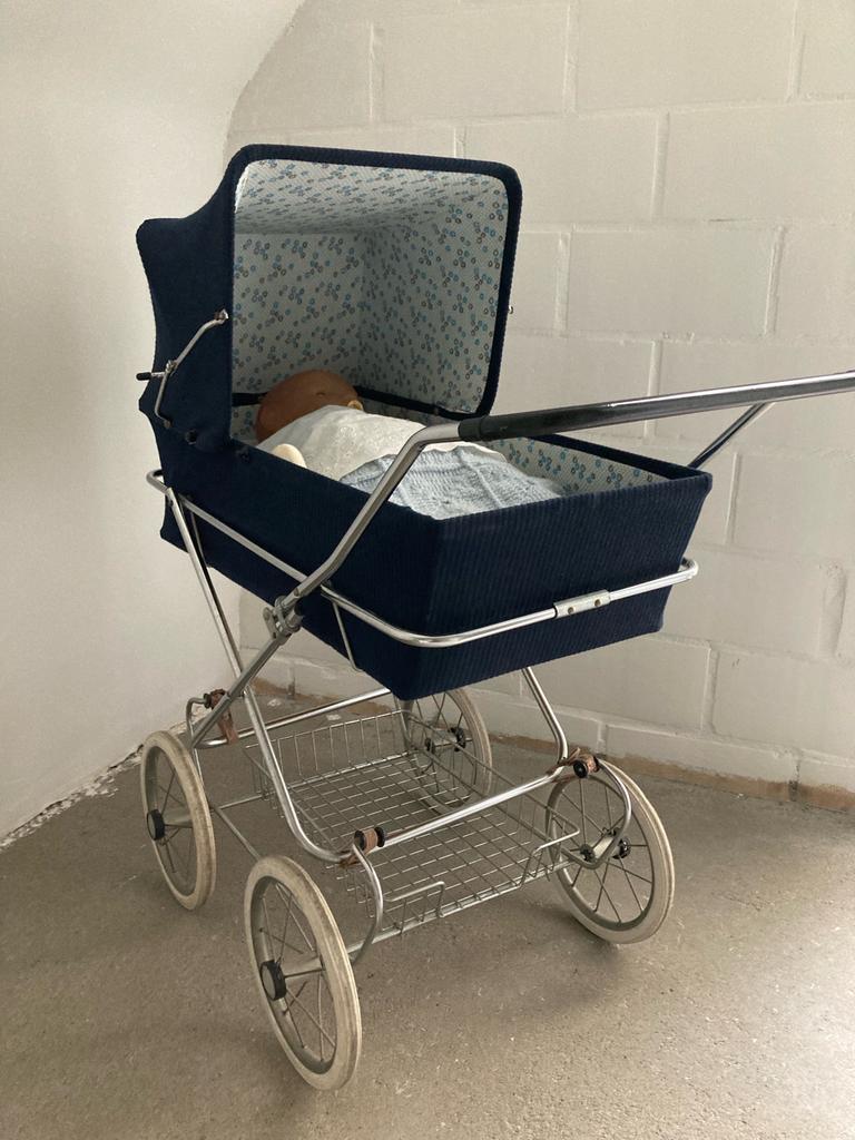 Speelgoed kinderwagen & babypop vintage, Kinderen en Baby's, Speelgoed | Poppen, Ophalen, Gebruikt, Babypop