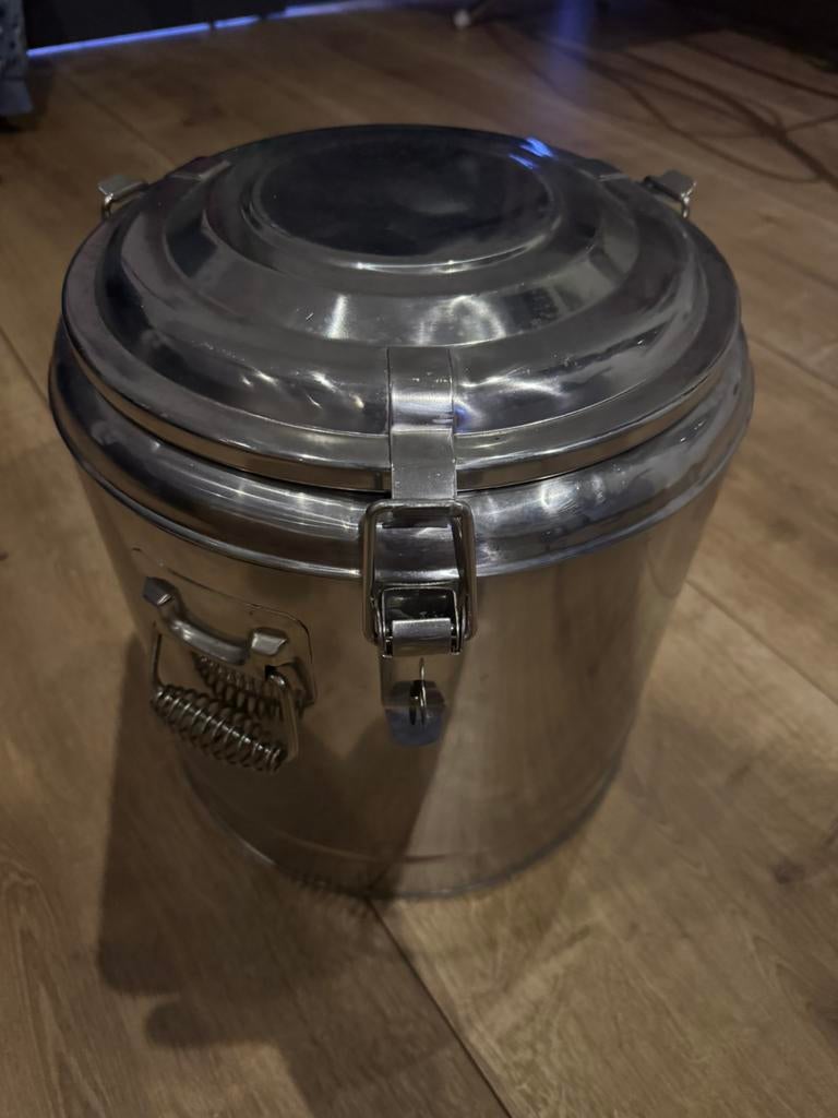 Food container 10L., Huis en Inrichting, Ophalen, Zo goed als nieuw