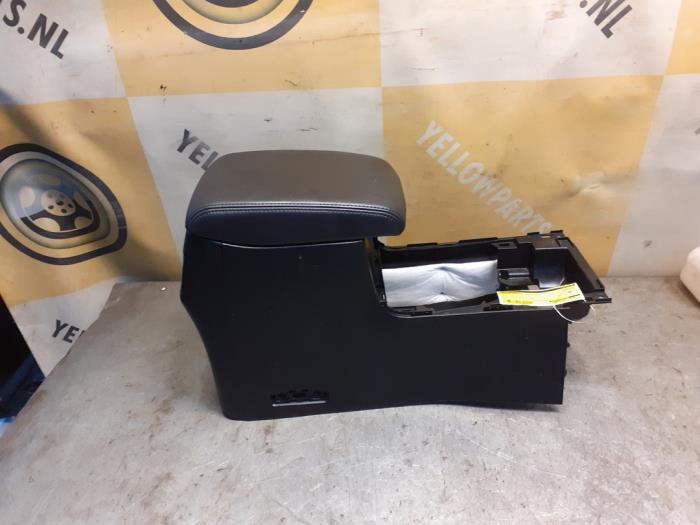 Accoudoir d'un Suzuki Kizashi, -, 3 mois de garantie, Utilisé, -