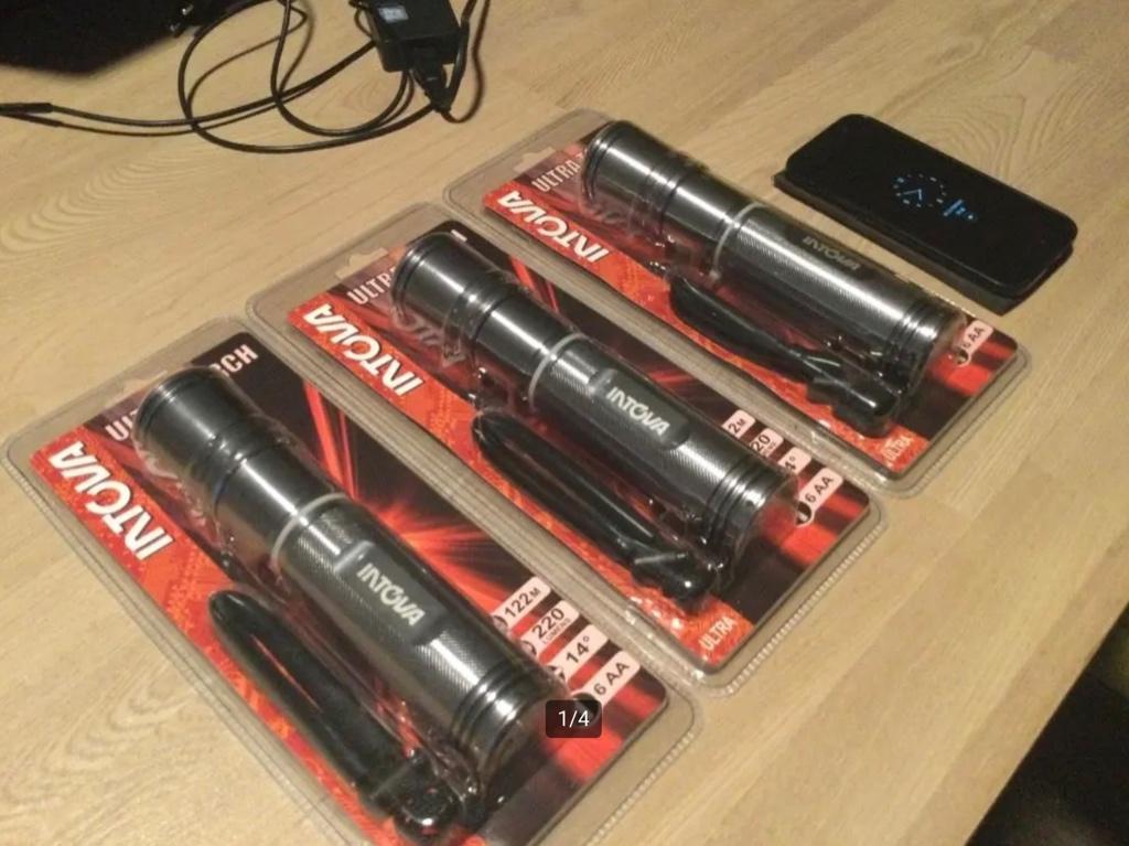 Uit reststock :  3x Intova Duiklamp (back Up) samen 45€, Ophalen of Verzenden, Nieuw, Duiklamp
