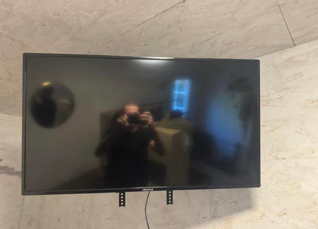 edenwood 41" smart tv met zeer sterke beugel, Audio, Tv en Foto, Televisies, LED, Zo goed als nieuw, 100 cm of meer, Smart TV