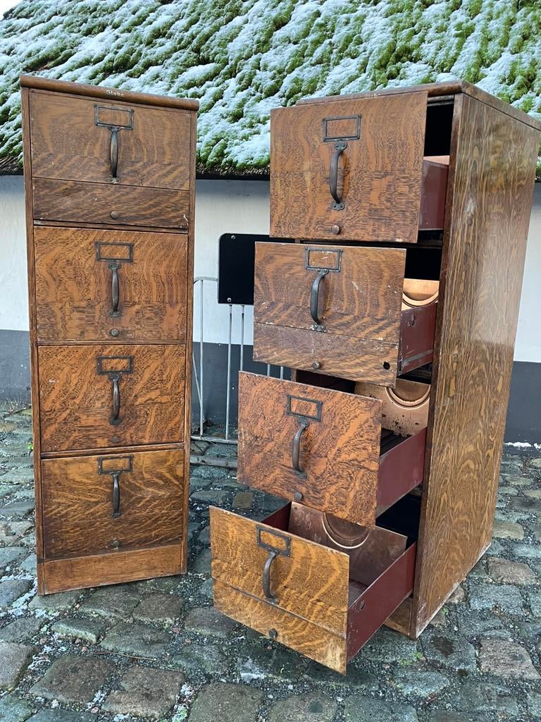 2 zeldzame metalen Globe archiefkasten, Antiek en Kunst, Ophalen