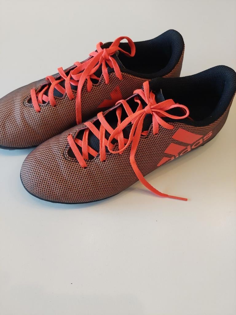Indoor voetbalschoenen Adidas maat 39,5, Sport en Fitness, Ophalen