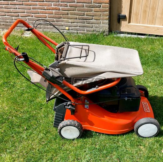 Sabo benzine grasmaaier, Tuin en Terras, Grasmaaiers, Gebruikt, Benzine-grasmaaier, 40 t/m 49 cm, Balkmaaier, Elektrische starter