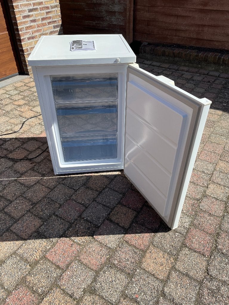 Diepvries wit 81 liter, Elektronische apparatuur, Vriezers en Diepvrieskisten, Gebruikt, Minder dan 85 cm, Minder dan 60 cm, Vrijstaand