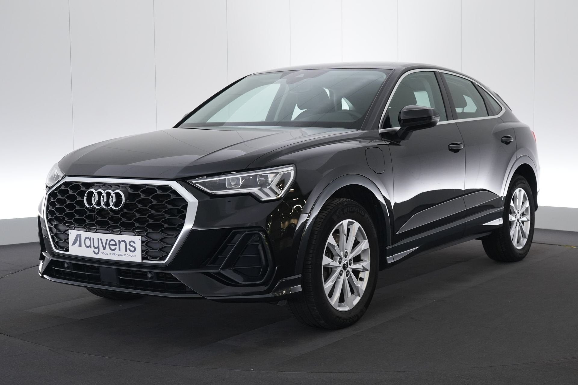 (2CHU436) AUDI Q3 SPORTBACK, Auto's, https://public.car-pass.be/vhr/4dd4d19f-1ac9-4c76-9a09-1f48ebefb8e6, Gebruikt, Zwart, Plug-in hybride