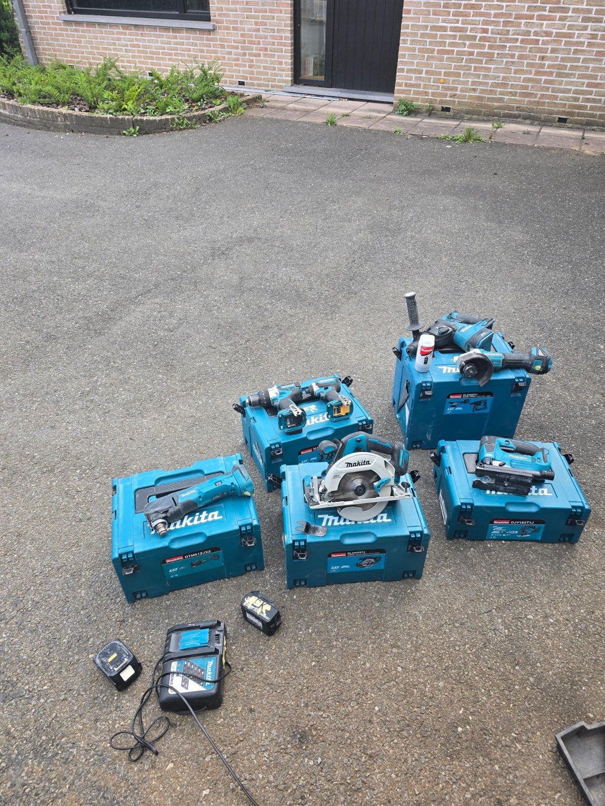 Set makita, Ophalen