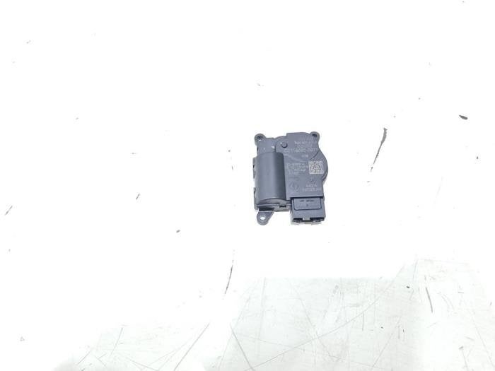 Kachelklep Motor van een Volkswagen Golf, Gebruikt, -, Volkswagen, -