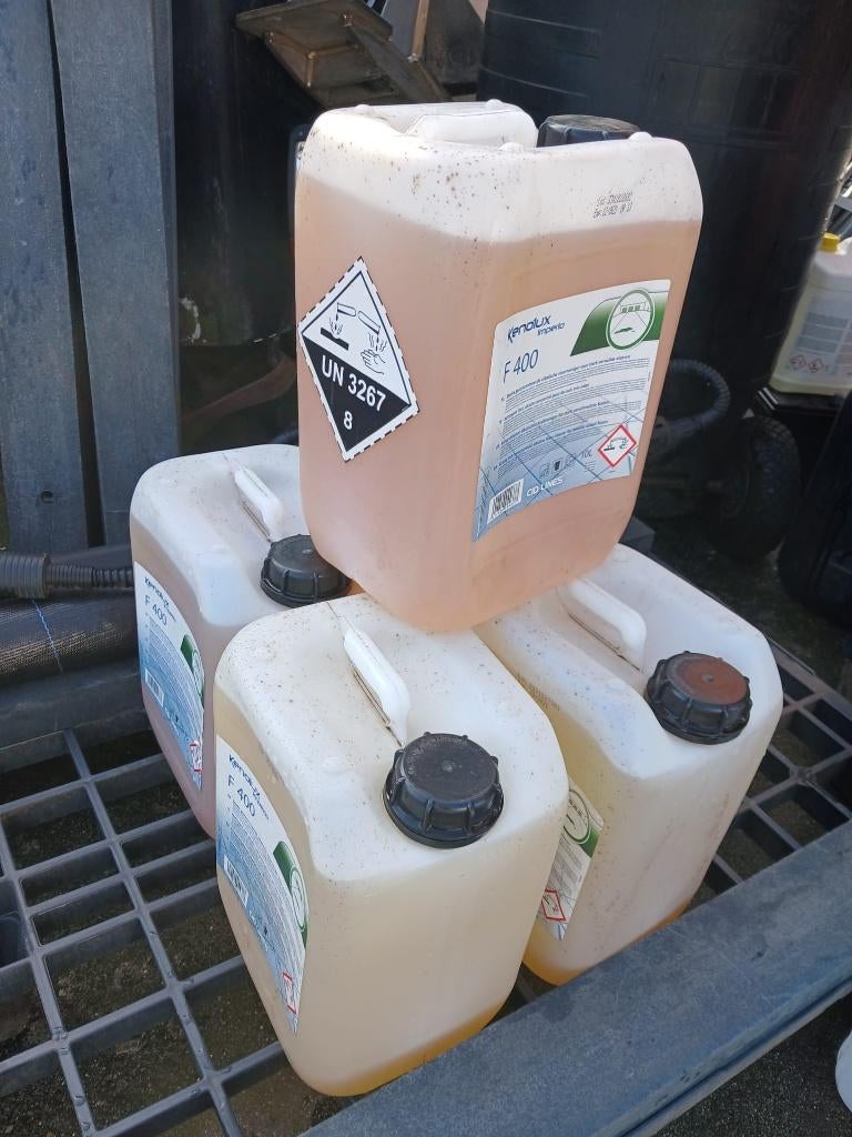 6 jerrycans Kenolux, Doe-het-zelf en Bouw, Kratten en Dozen, Nieuw, Ophalen