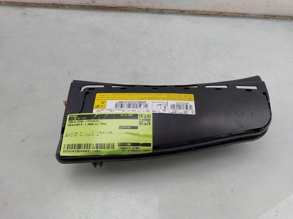 AIRBAG SIEGE B (W246 / W242) (|617773200|A2468601402|), Mercedes-Benz, Utilisé, Dialog.mb@mercedes-benz.com, Mercedes-Benz AG