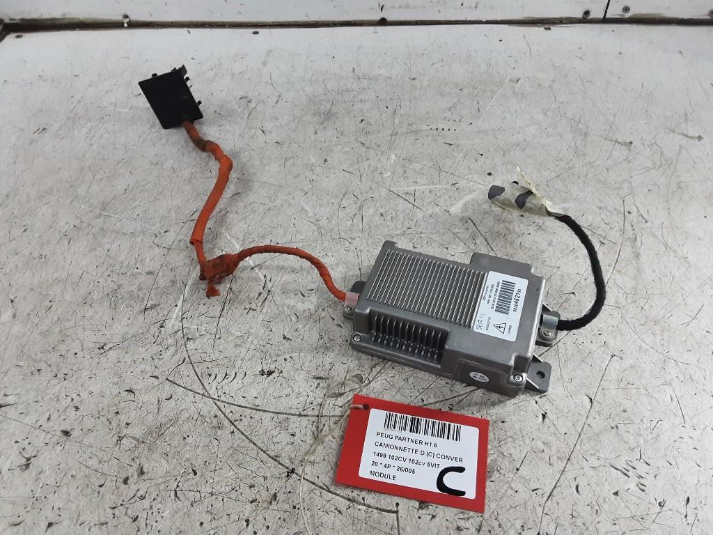 UNITE ELECTRONIQUE Peugeot Partner (EA / / EF / EN / EU), Mevr. I. Hauben, Utilisé, Rue de l'Espoir 34 34
4030  GRIVEGNÉE, BE