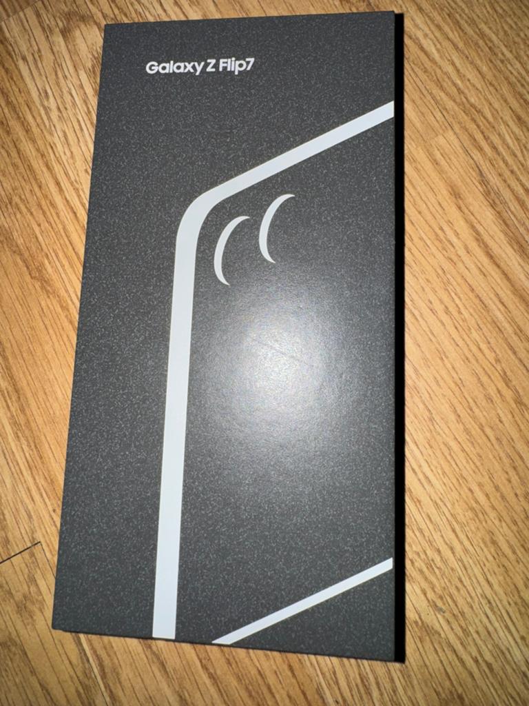 Samsung galaxy flip 7 is 1 dag oud voledig onder garantie, Ophalen, Zo goed als nieuw