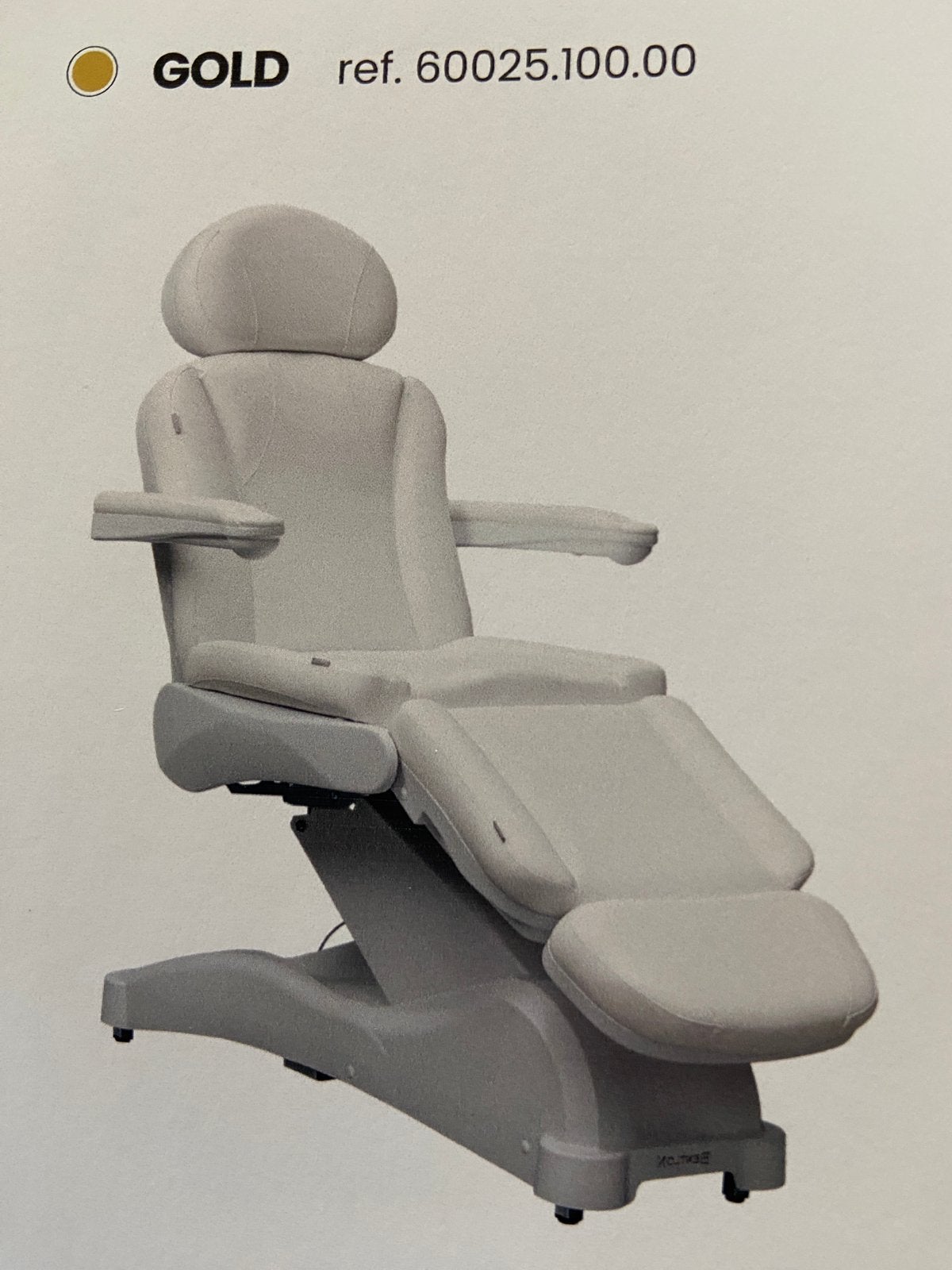 Fauteuil de traitement de pédicure, Pédicure