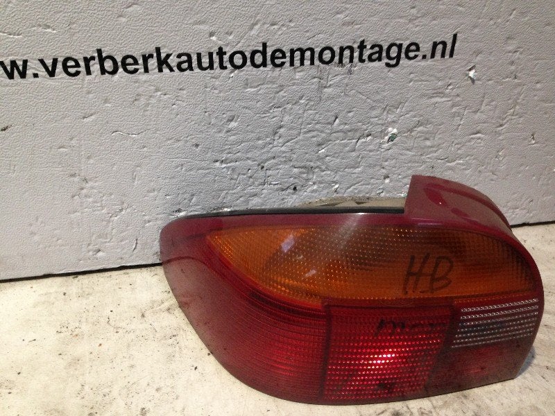 ACHTERLICHT LINKS Ford Mondeo I (93bg13a603ba), Gebruikt, Henry-Ford-Straße  1
50735  Köln, DE, Ford-Werke GmbH, Kunden@ford.com