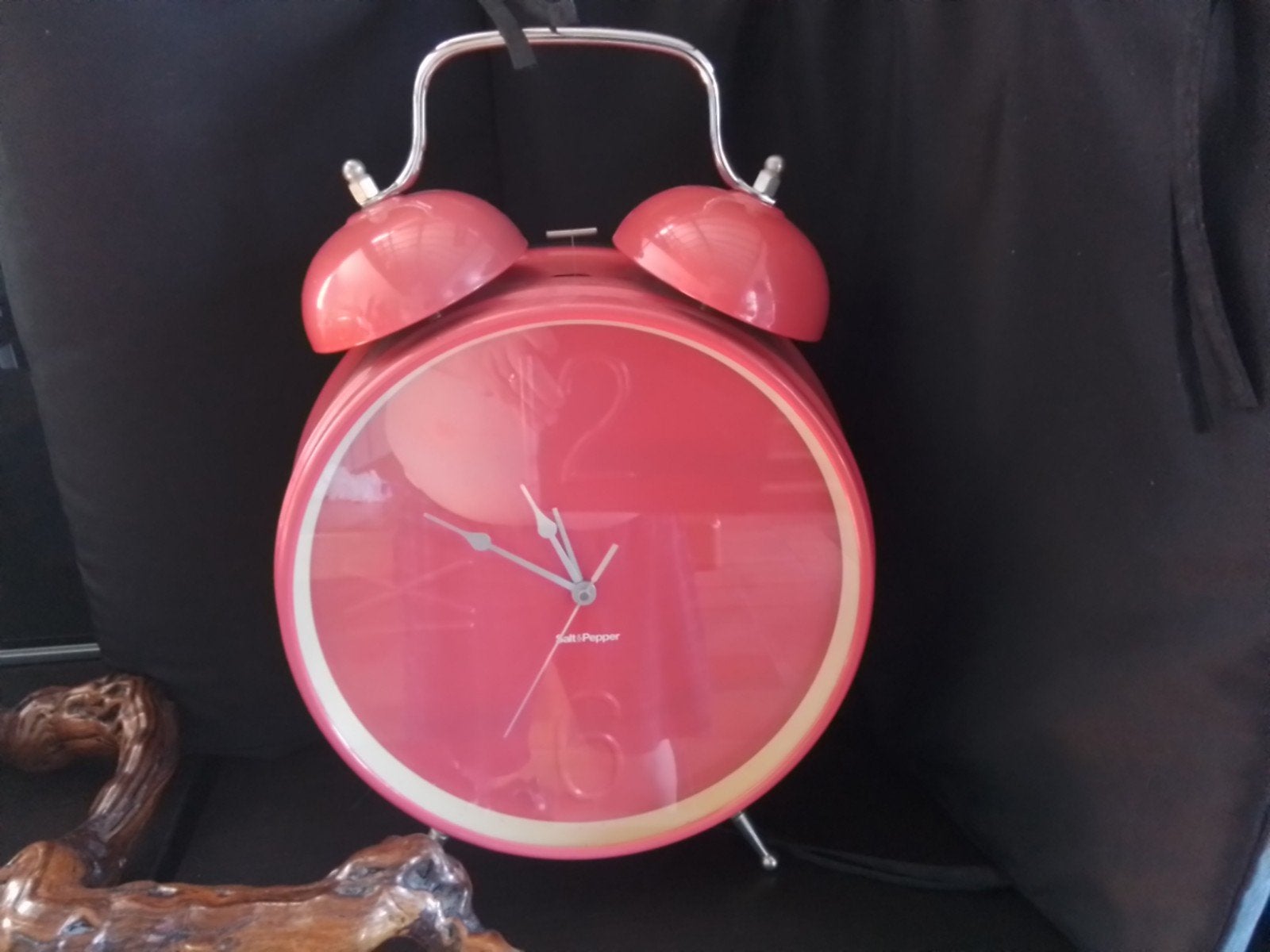 Gigantische wekker met een diameter van 35 cm., Verzamelen, Ophalen