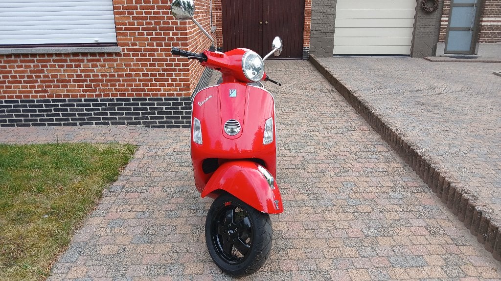 Vespa 125   GTS  met werk aan, Motoren, Scooter, Gebruikt, Particulier, 125 cc