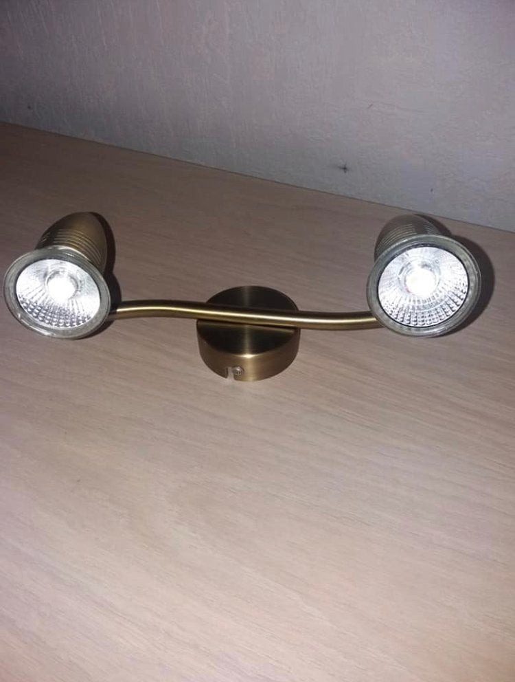 Spots om een muur te hangen, Maison & Meubles, Lampes | Spots, Enlèvement ou Envoi, Spot encastrable ou Spot mural, Utilisé, Autres matériaux