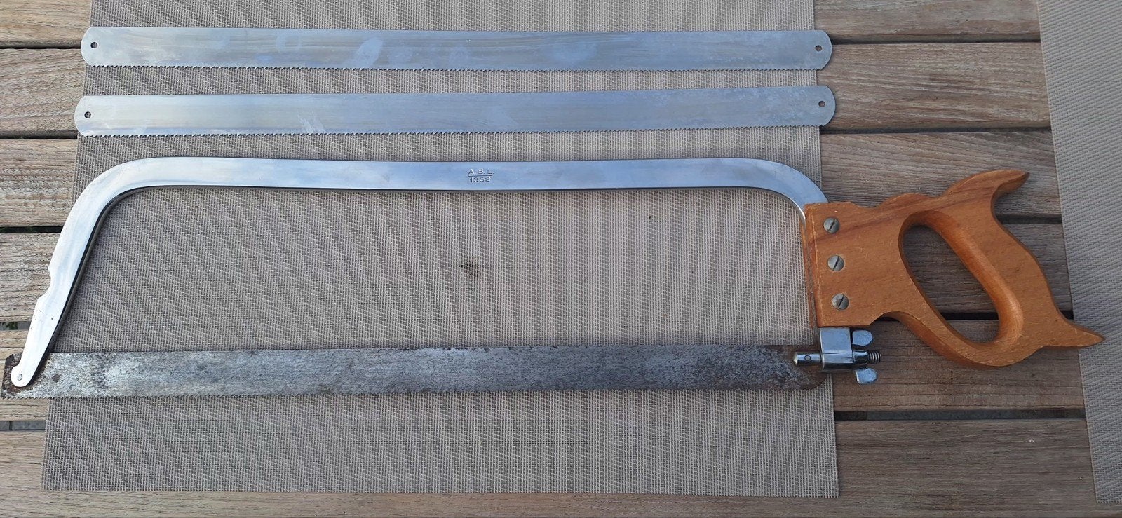 A.B.L. 1952 Beenderenzaag in inox in perfecte staat!, Ophalen of Verzenden, Landmacht, Overige typen
