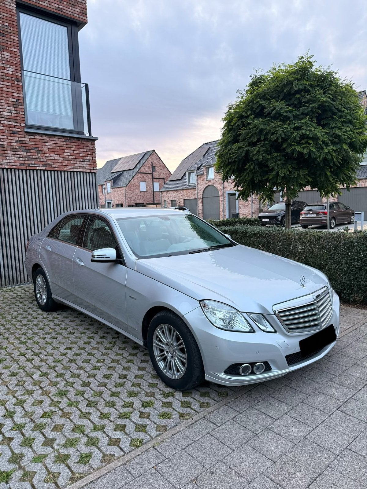 Mercedes-Benz E 200 CDI Automatische 45.000 Km, Automaat, 4 deurs, Grijs, Particulier