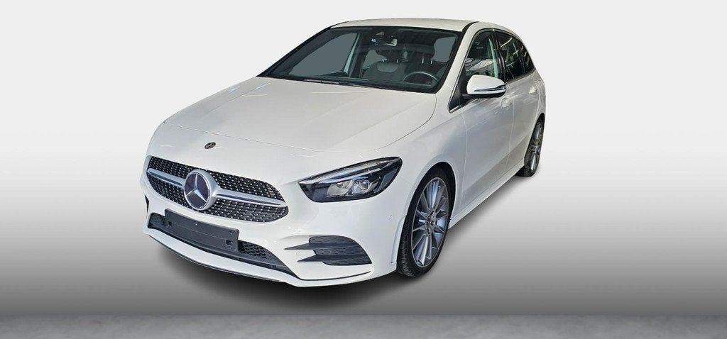 Mercedes-Benz B-klasse B 180 AMG LINE, Auto's, Gebruikt, 4 cilinders, 136 pk, Wit