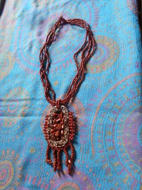 goldstone en parelmoer ketting, nieuw 9 €, Handtassen en Accessoires, Kettingen, Overige materialen, Bruin, Nieuw, Ophalen of Verzenden