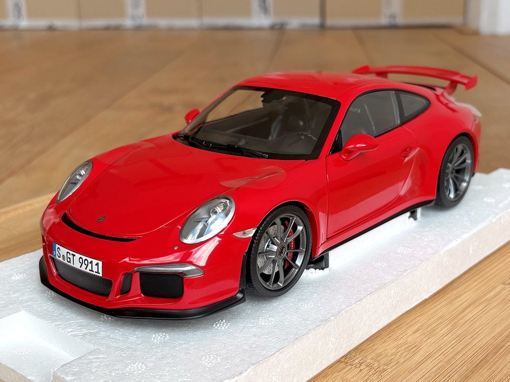 Porsche 911 991 GT3 rood 1:18 Minichamps dealer editie nieuw, Hobby & Loisirs créatifs, Voitures miniatures | 1:18, Enlèvement ou Envoi