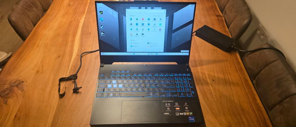 Krachtige ASUS TUF Gaming F15 RTX 4070 en i7, Computers en Software, Windows Laptops, Ophalen, Gaming, SSD