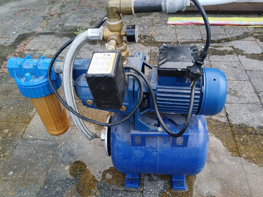 Hydrofoorpomp bauer, Ophalen, Gebruikt, Elektrisch, Hydrofoorpomp