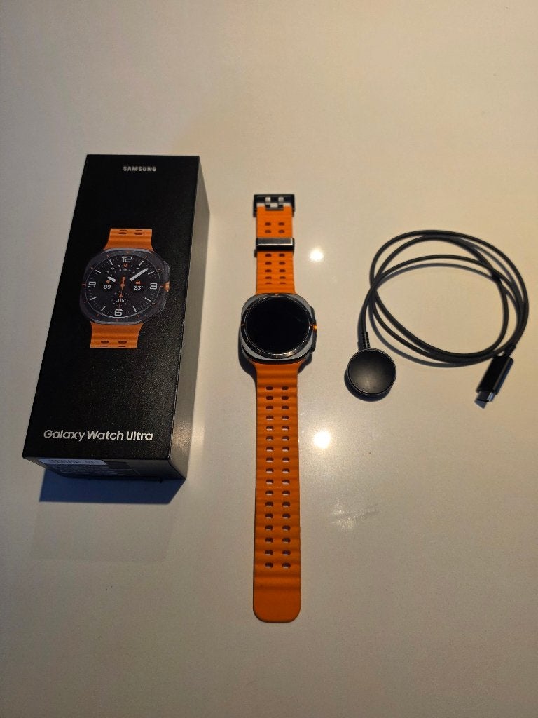 Montre Samsung watch Ultra, Bijoux, Sacs & Beauté, Étanche, Enlèvement ou Envoi, Samsung galaxy watch ultra, Utilisé