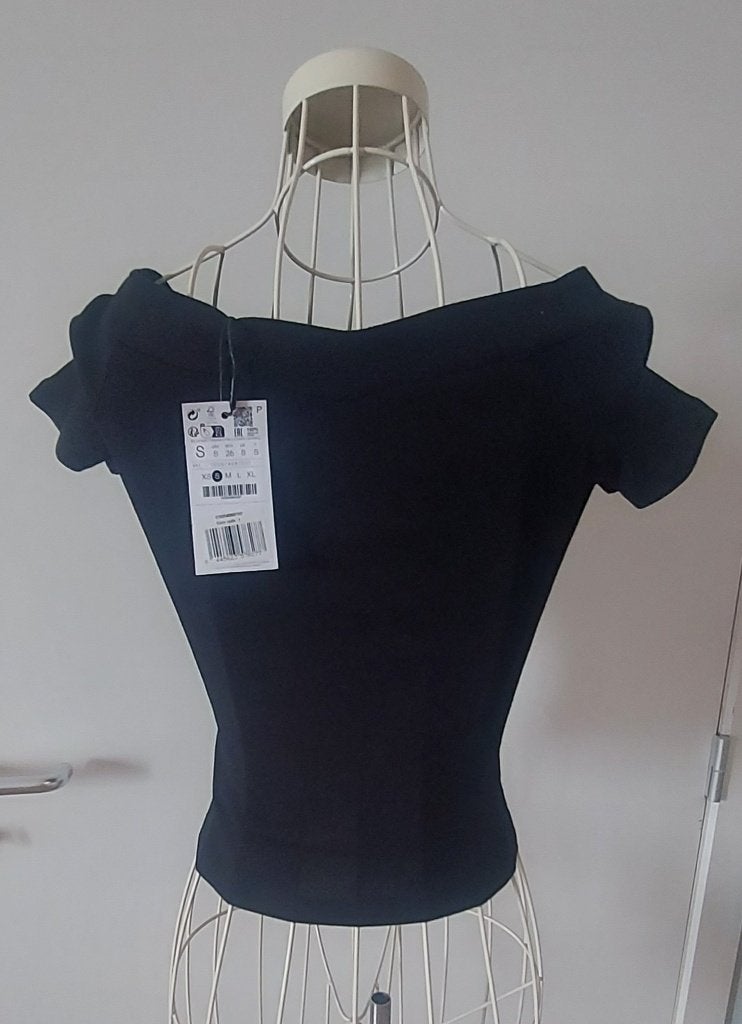NEUF - Top encolure large, taille S, Vêtements | Femmes, Neuf, Manches courtes, Enlèvement ou Envoi, Taille 36 (S)