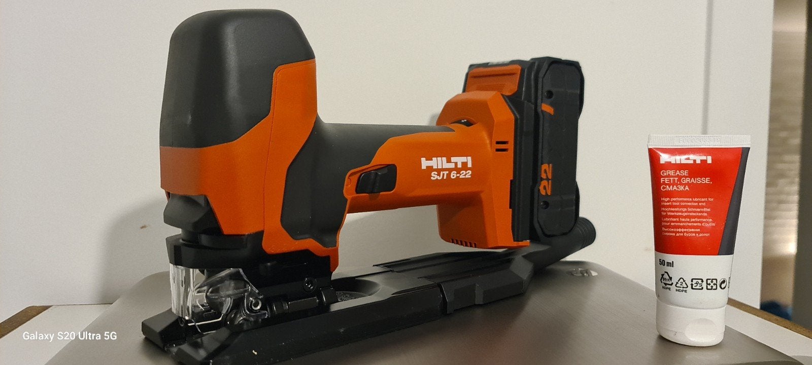 Hilti scie sauteuse NURON ️ comme neuf ️ batterie ok, Enlèvement
