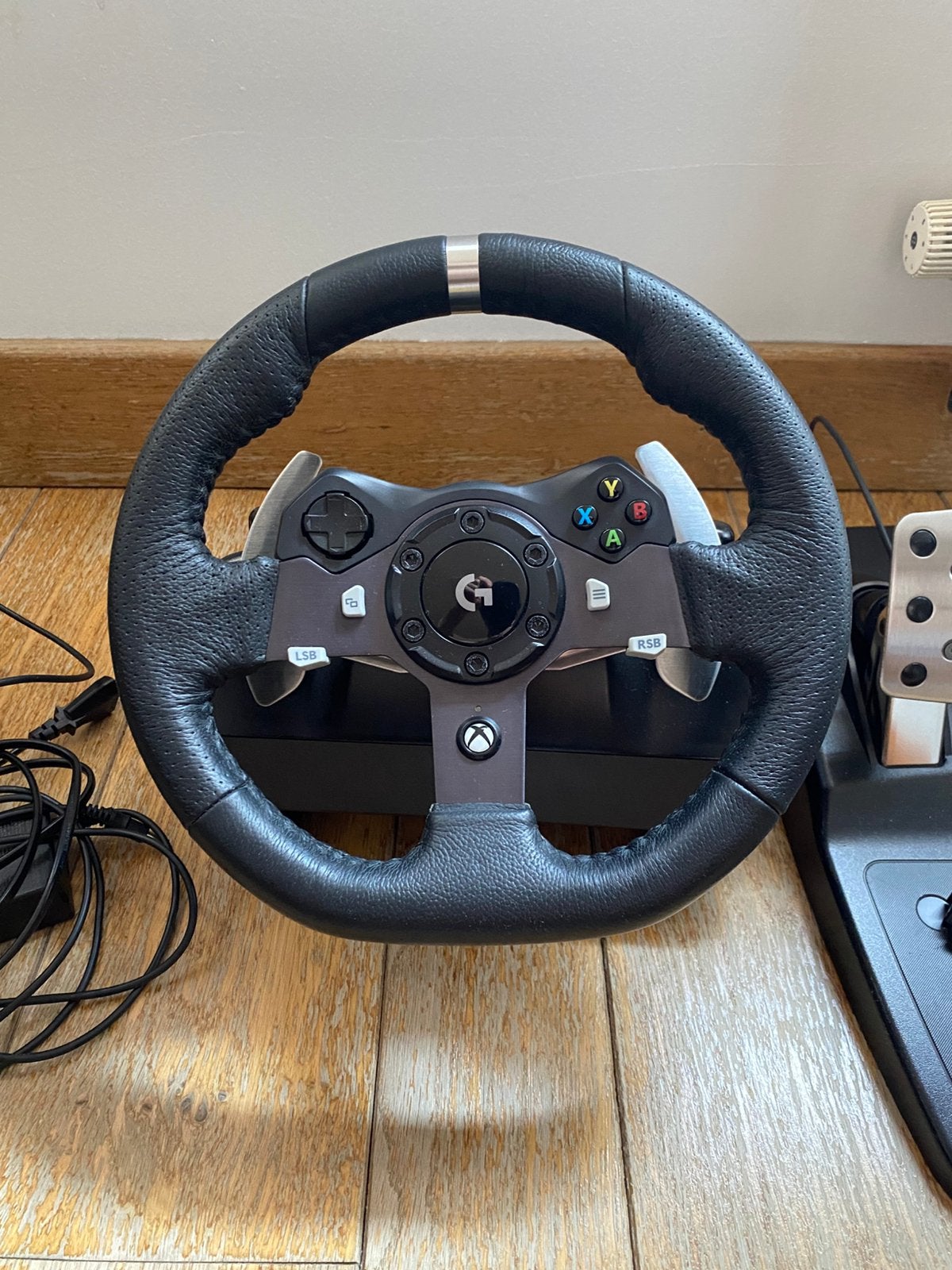 Logitech G920 + shifter + pedalen, Ophalen